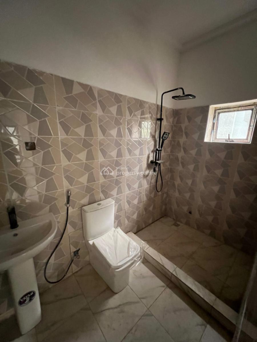 2 Bedroom Flat Available, Gaduwa, Abuja, Block of Flats for Sale