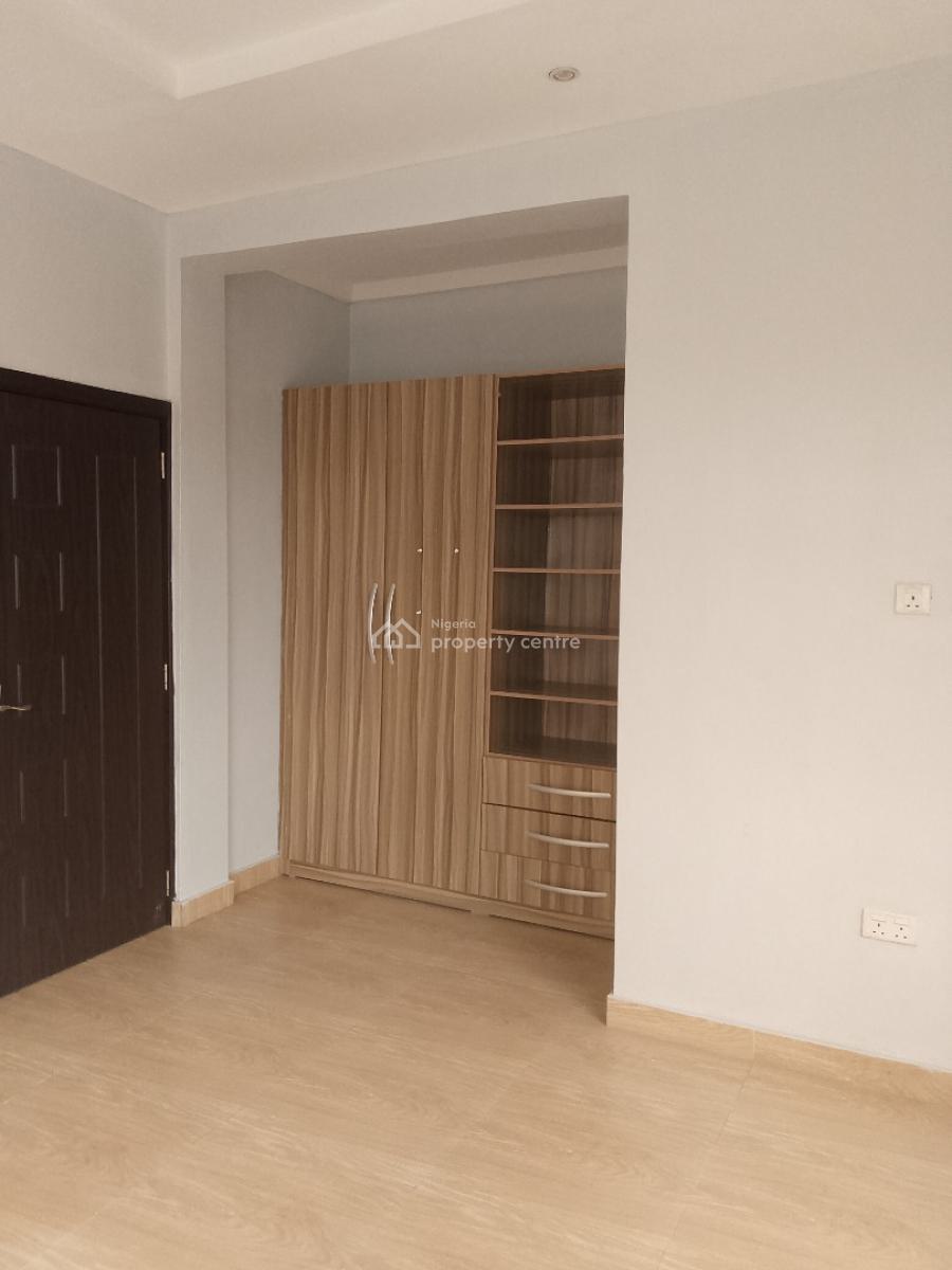 a Very Spacious 2bedroom Flat, Ilasan, Lekki, Lagos, Flat / Apartment for Rent