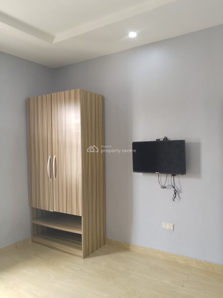 a Very Spacious 2bedroom Flat, Ilasan, Lekki, Lagos, Flat / Apartment for Rent