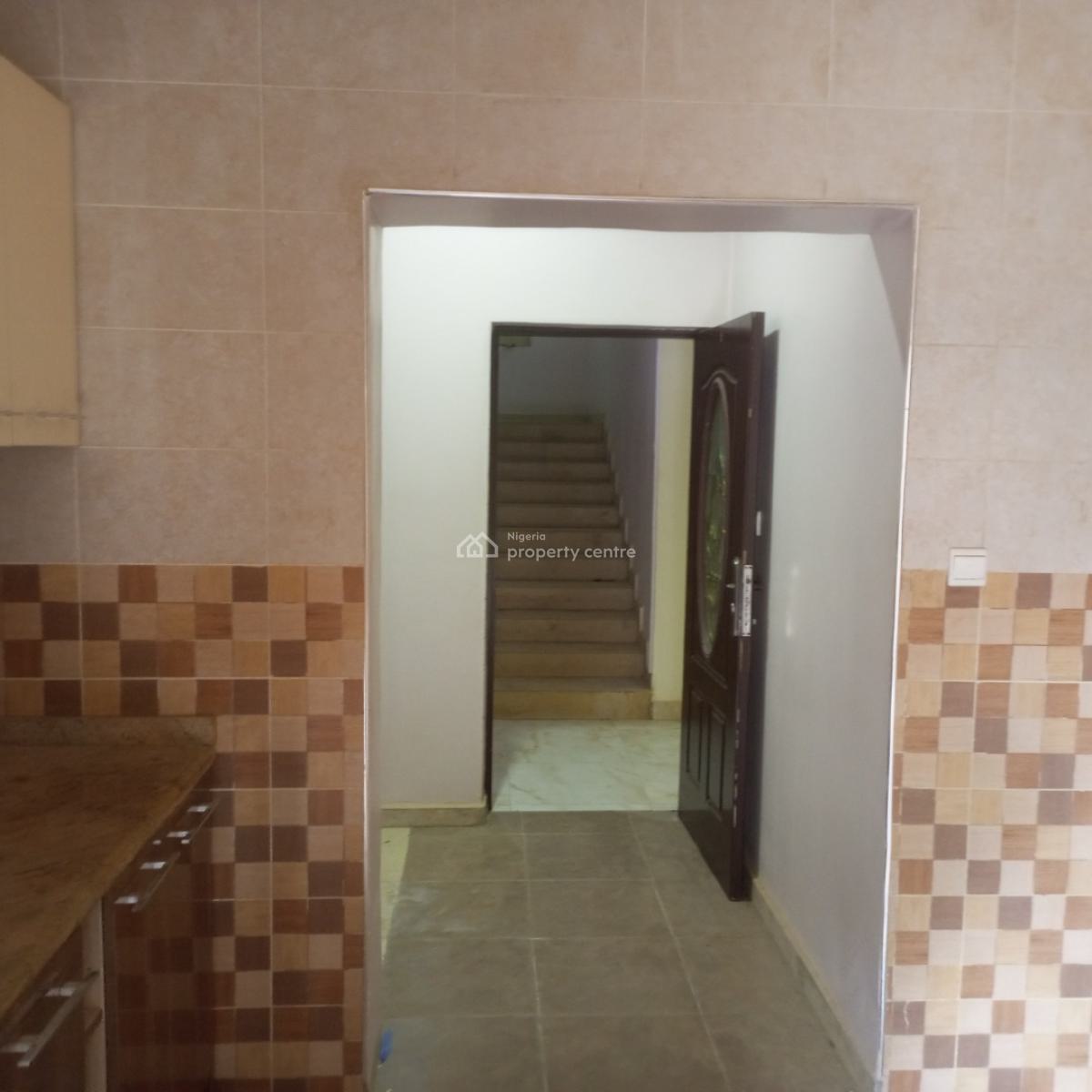 4bdrm Duplex Semi-detached Duplex with Acs, Inverter & Batteries, Near Funtaj International School, Life Camp, Abuja, Semi-detached Duplex for Rent