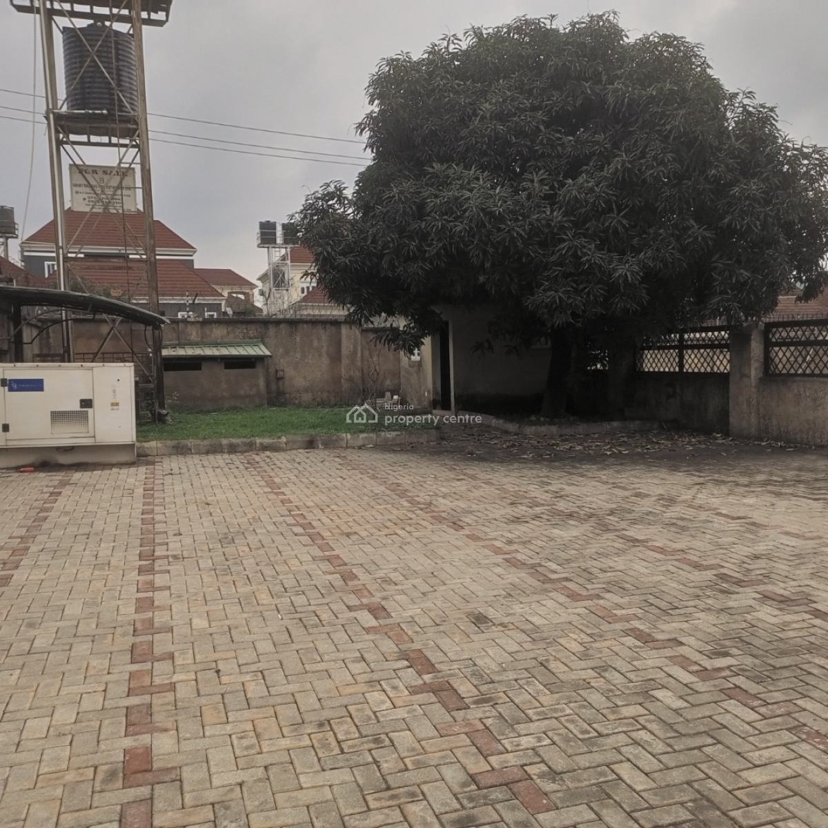 4bdrm Duplex Semi-detached Duplex with Acs, Inverter & Batteries, Near Funtaj International School, Life Camp, Abuja, Semi-detached Duplex for Rent