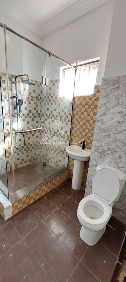 Newly Renovated 3 Bedroom Flat_upstairs, Orchid Road, Lekki, Lagos, Flat / Apartment for Rent