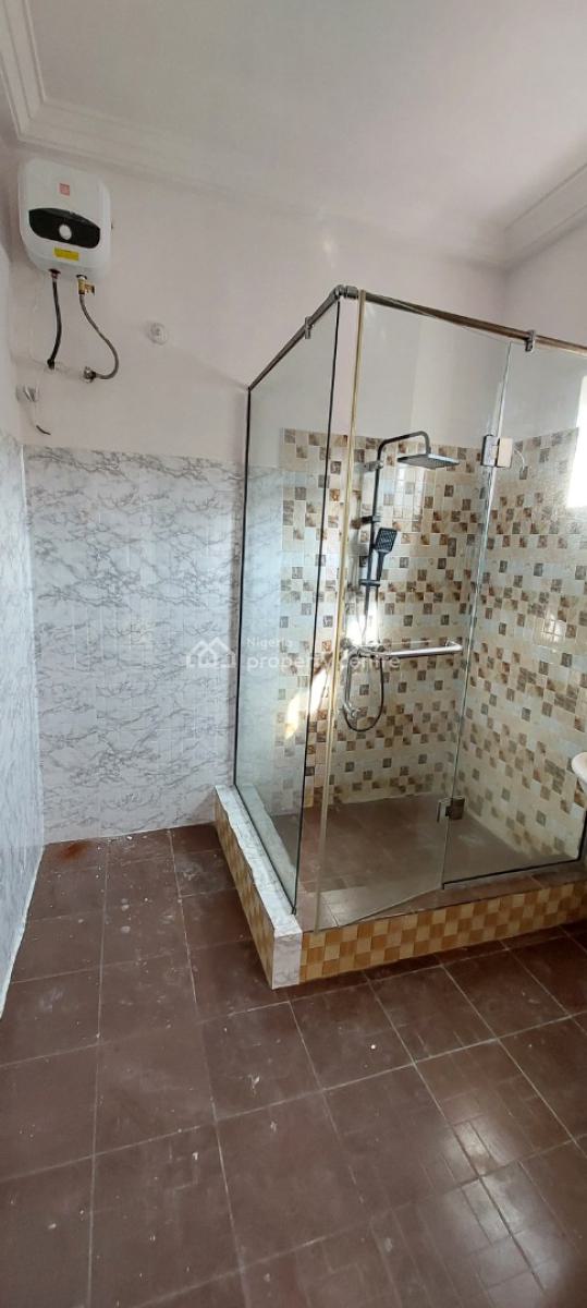 Newly Renovated 3 Bedroom Flat_upstairs, Orchid Road, Lekki, Lagos, Flat / Apartment for Rent
