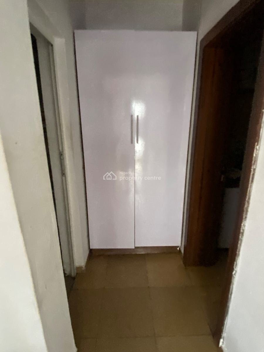 a Very Lovely Standard Self Contained Apartment with a Prepaid Meter, Chevron , Standard Self Contained with Prepaid Meter, Lekki, Lagos, Self Contain (single Rooms) for Rent
