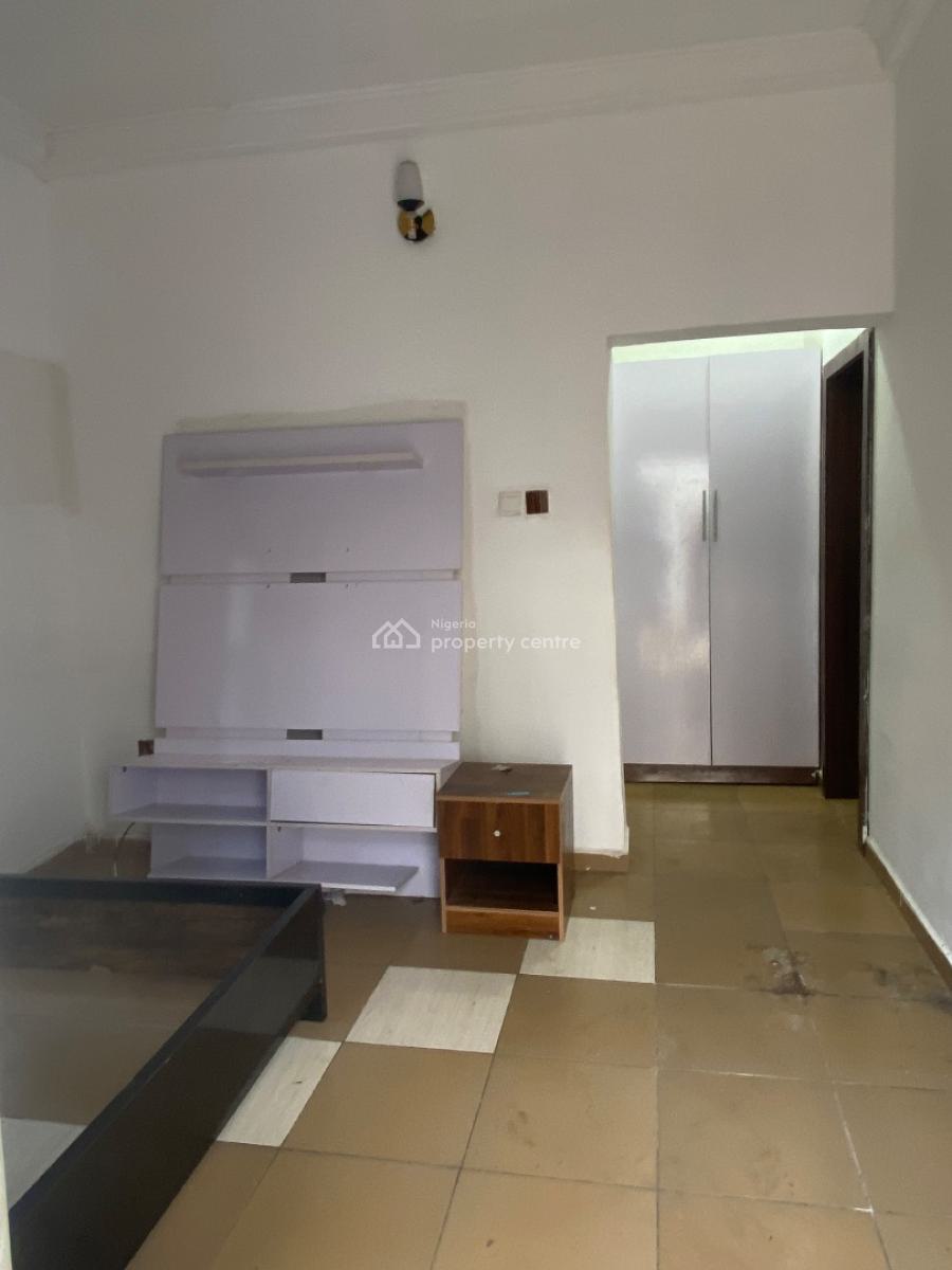 a Very Lovely Standard Self Contained Apartment with a Prepaid Meter, Chevron, Lekki, Lagos, Self Contain (single Rooms) for Rent