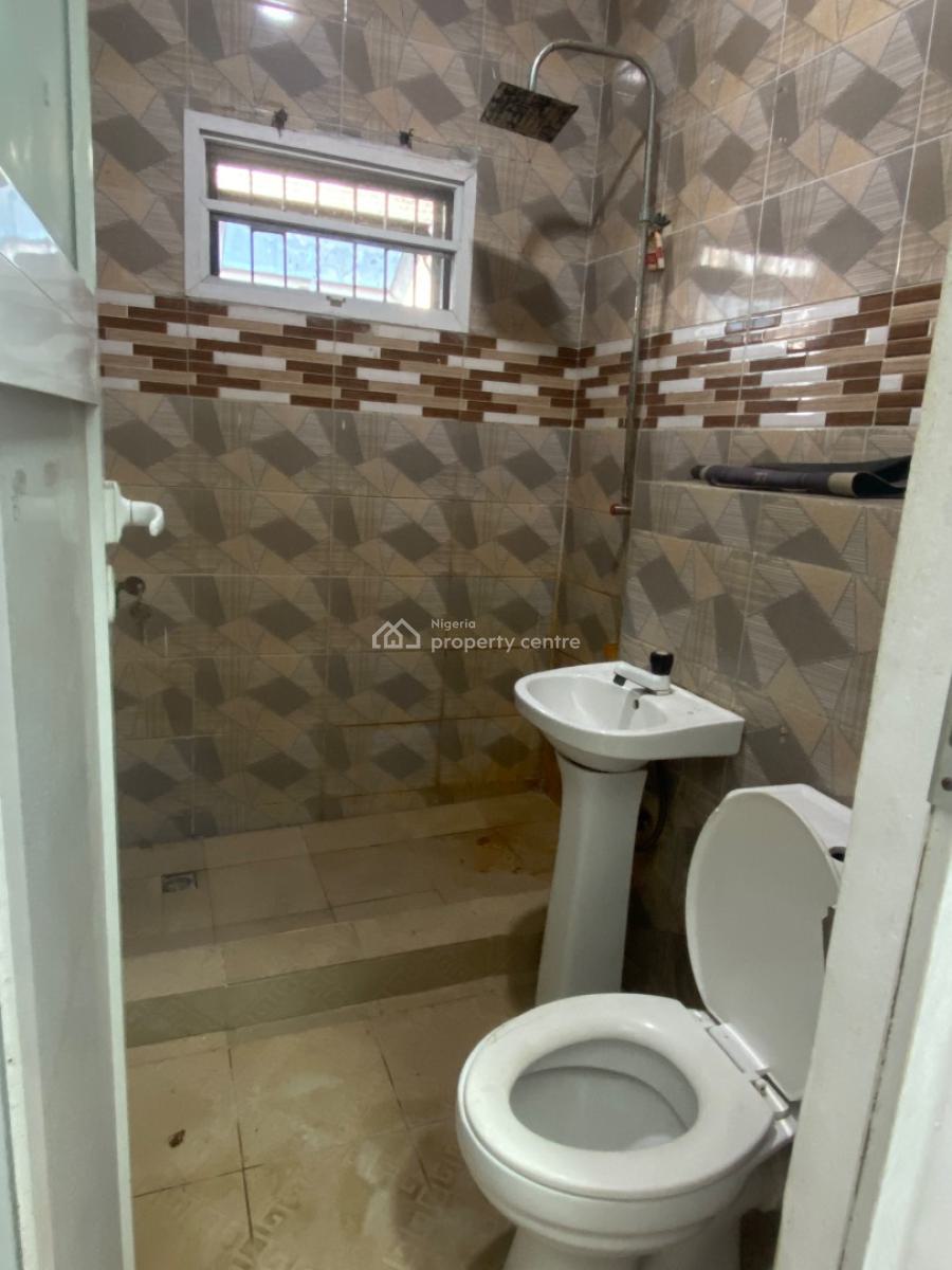 a Very Lovely Standard Self Contained Apartment with a Prepaid Meter, Chevron, Lekki, Lagos, Self Contain (single Rooms) for Rent