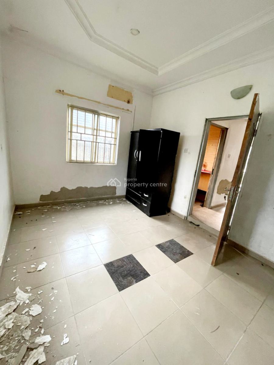 Sharp One Bedroom Bq in an Estate, Gwarimpa District, Gwarinpa, Abuja, Mini Flat (room and Parlour) for Rent