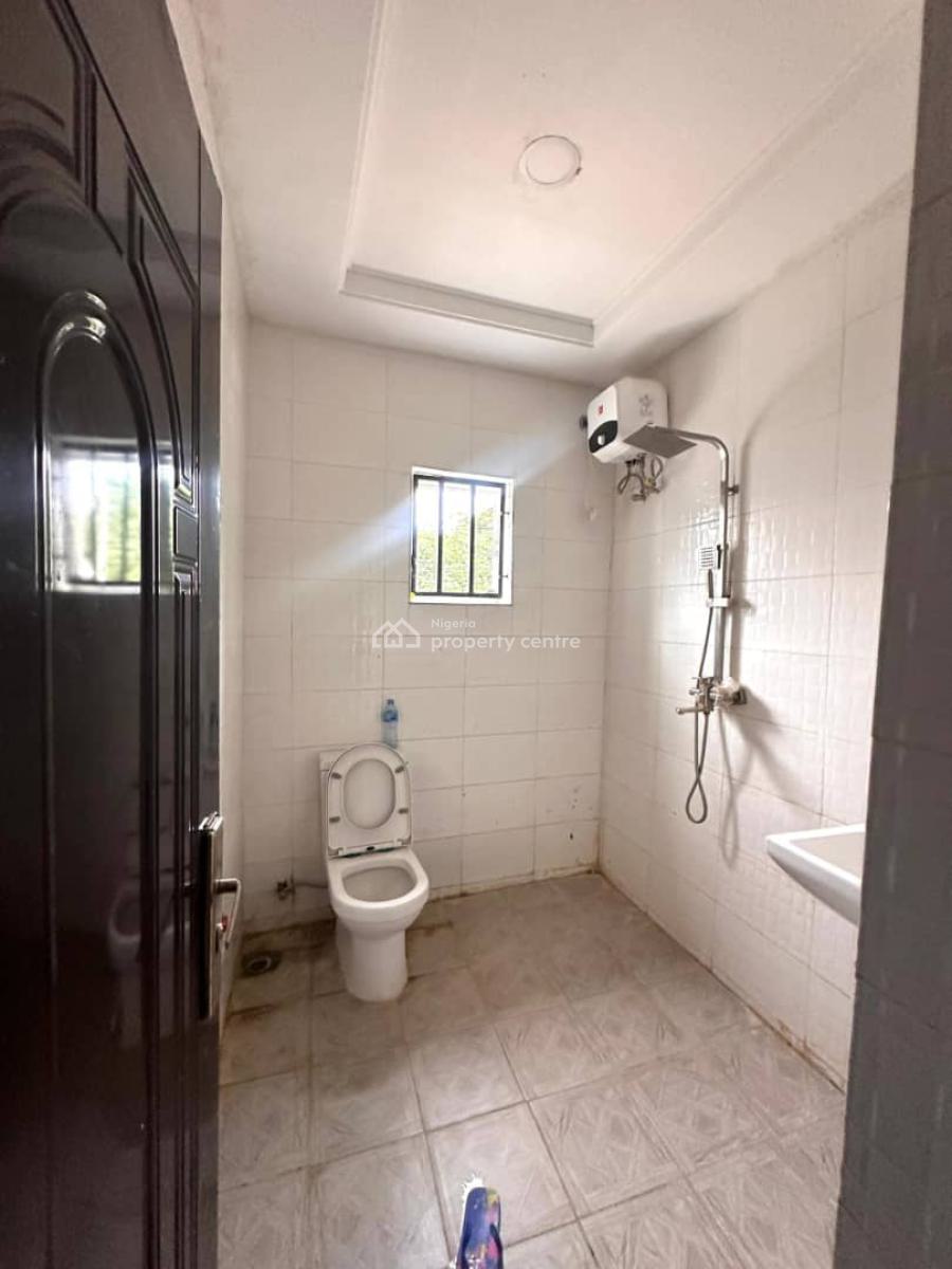 Brand New Spacious 2 Bedroom Apartment, Jahi, Abuja, House for Rent