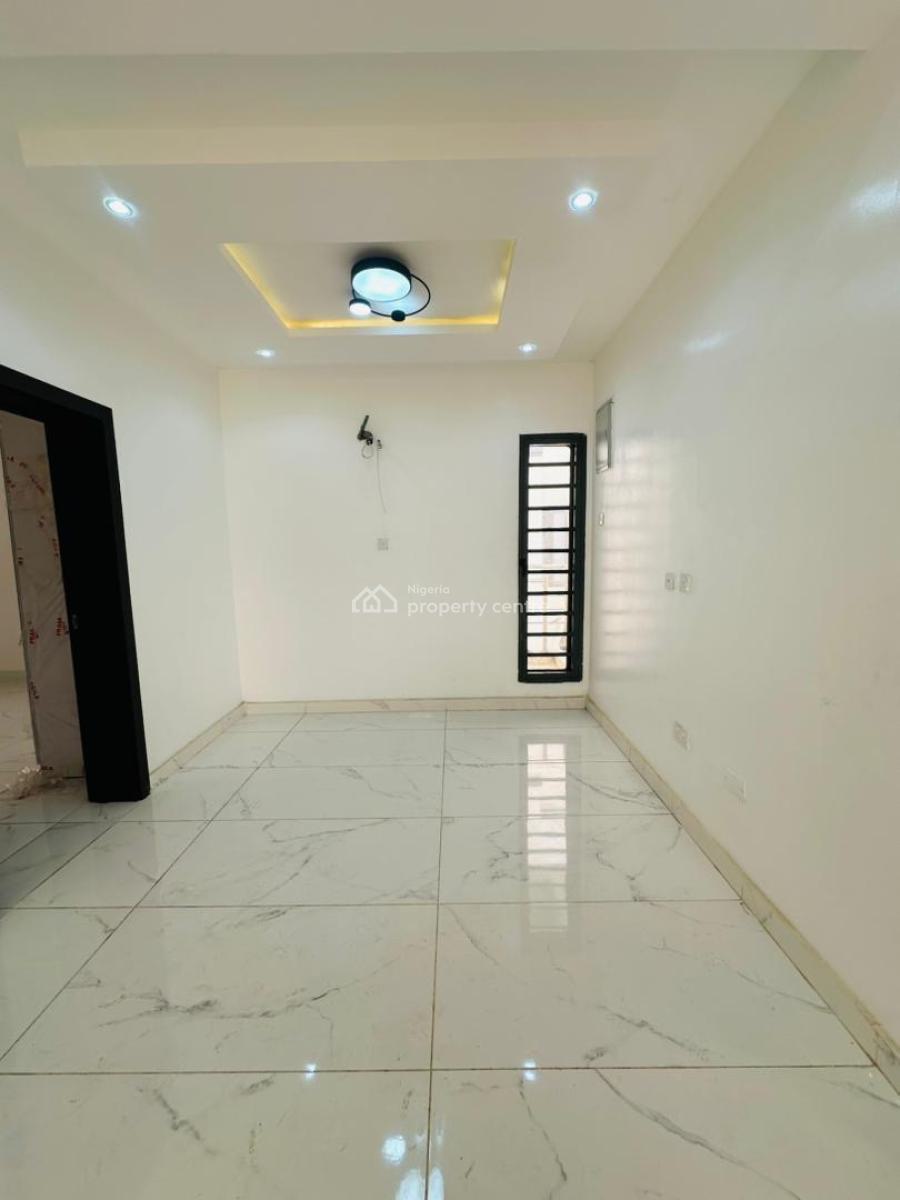 Spaciously Built 5 Bedroom Fully Detached Duplex with Bq, Omole Phase 1, Ikeja, Lagos, Detached Duplex for Sale