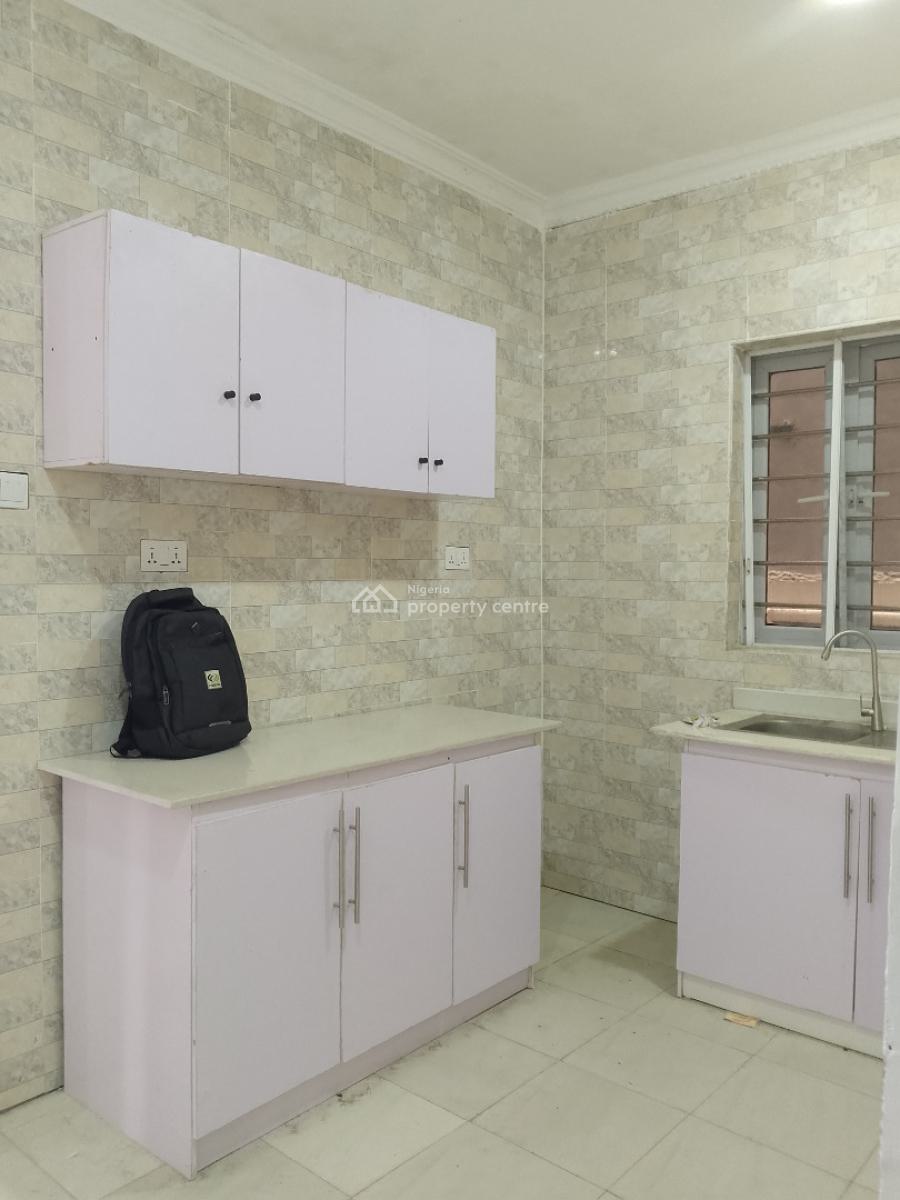 Very Spacious and Newly Out 2 Bedroom Flat, Chisco, Ikate Elegushi, Lekki, Lagos, Flat / Apartment for Rent