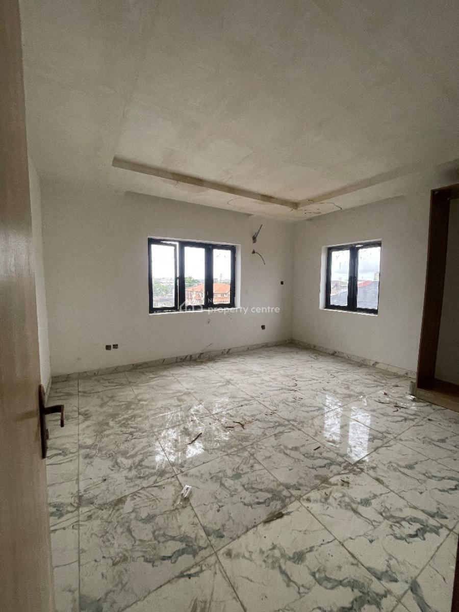 Exquisite 2 Bedroom Penthouse Apartment, Lekki Phase 1, Lekki, Lagos, Flat / Apartment for Rent