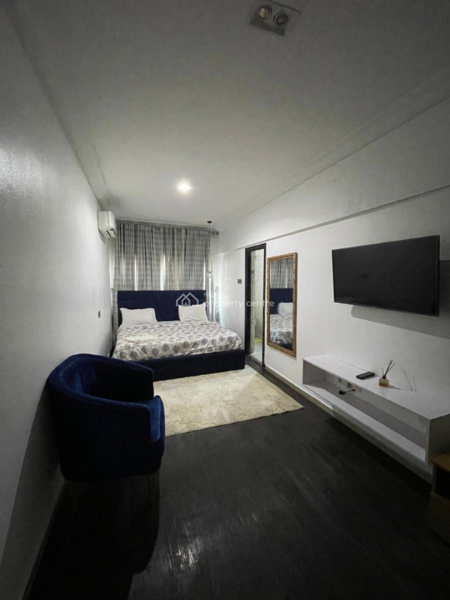 Fully Furnished and Serviced 3 Bedroom Apartment with a Bq, Lekki Phase 1, Lekki, Lagos, Flat / Apartment for Rent
