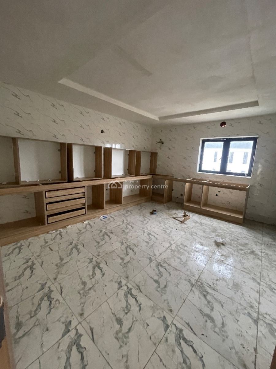 Executive 3 Bedroom Penthouse Apartment, Lekki Phase 1, Lekki, Lagos, Flat / Apartment for Rent