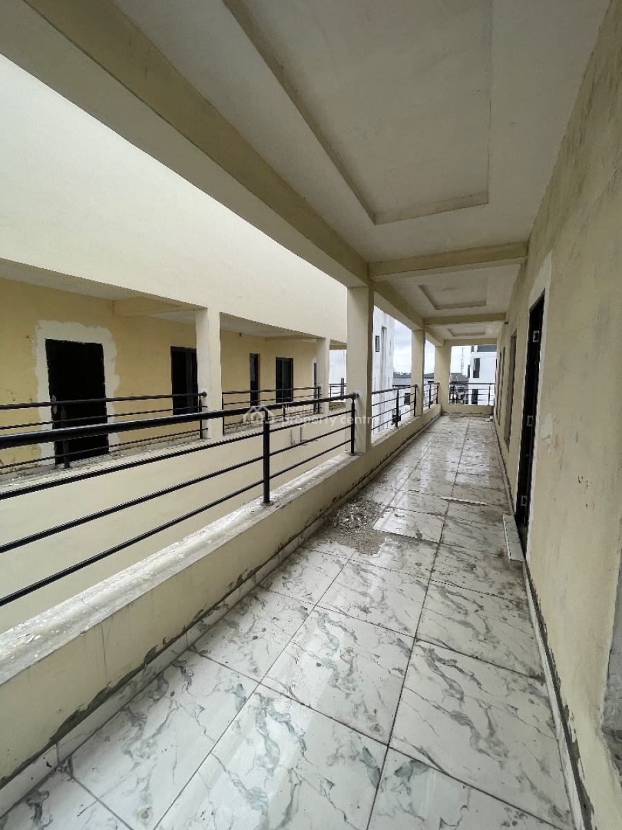 Executive 3 Bedroom Penthouse Apartment, Lekki Phase 1, Lekki, Lagos, Flat / Apartment for Rent