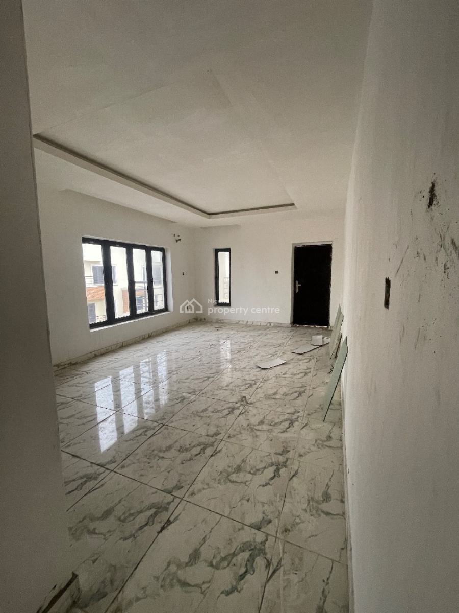 Executive 3 Bedroom Penthouse Apartment, Lekki Phase 1, Lekki, Lagos, Flat / Apartment for Rent