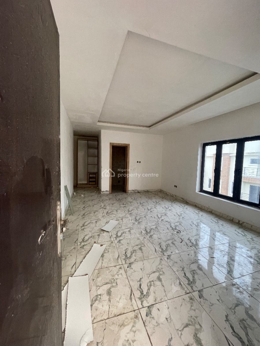 Executive 3 Bedroom Penthouse Apartment, Lekki Phase 1, Lekki, Lagos, Flat / Apartment for Rent