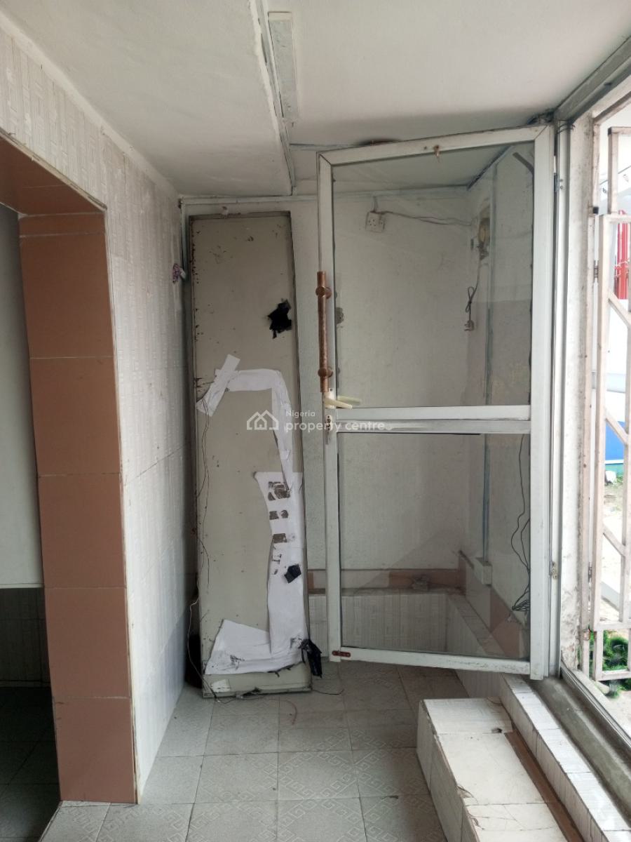 Shop Spacious with Toilet Directly Facing The Road, Badore, Ajah, Lagos, Shop for Rent