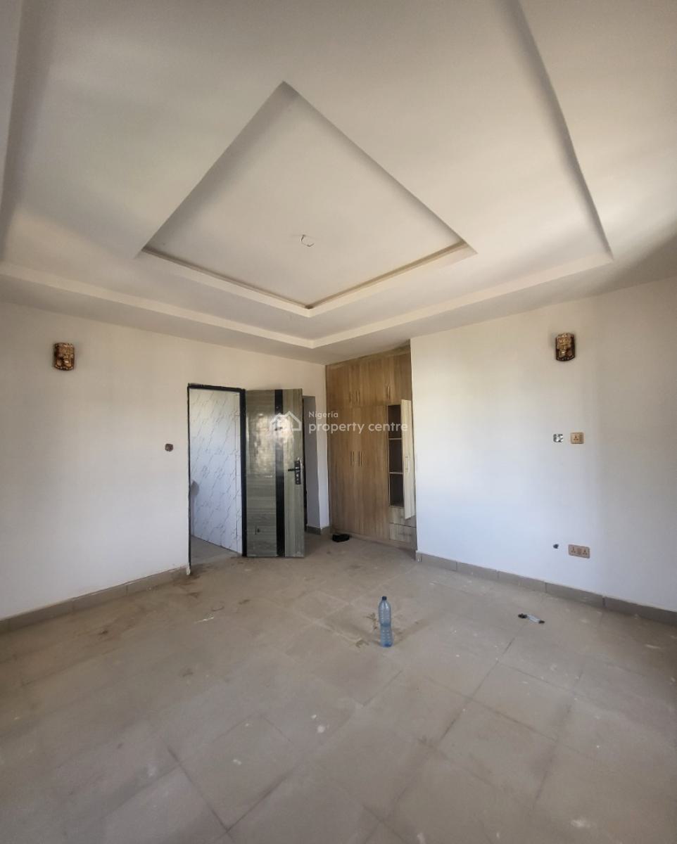 Luxurious Massive 3bedroom Flat with Bq, By American International School, Durumi, Abuja, Block of Flats for Sale