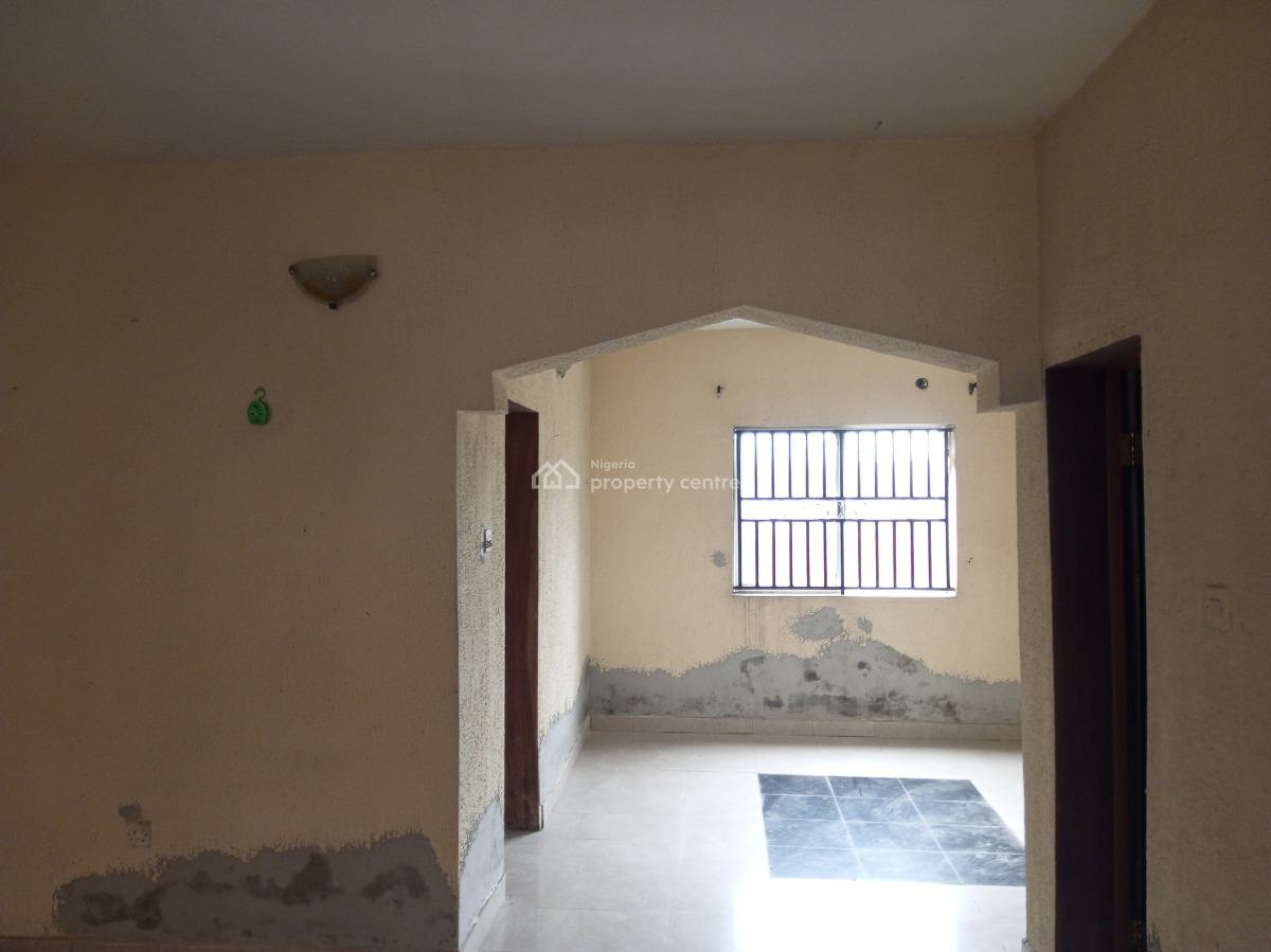 Exotic 2bed Flat in a Secured Estate, Badore, Ajah, Lagos, Flat / Apartment for Rent