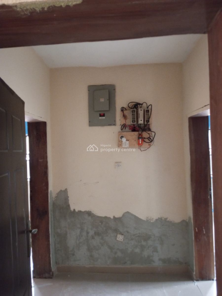 Exotic 2bed Flat in a Secured Estate, Badore, Ajah, Lagos, Flat / Apartment for Rent