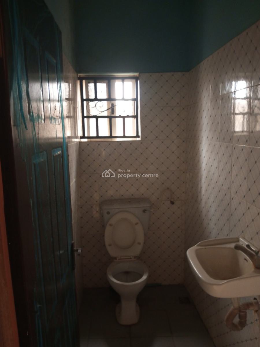 Exotic 2bed Flat in a Secured Estate, Badore, Ajah, Lagos, Flat / Apartment for Rent