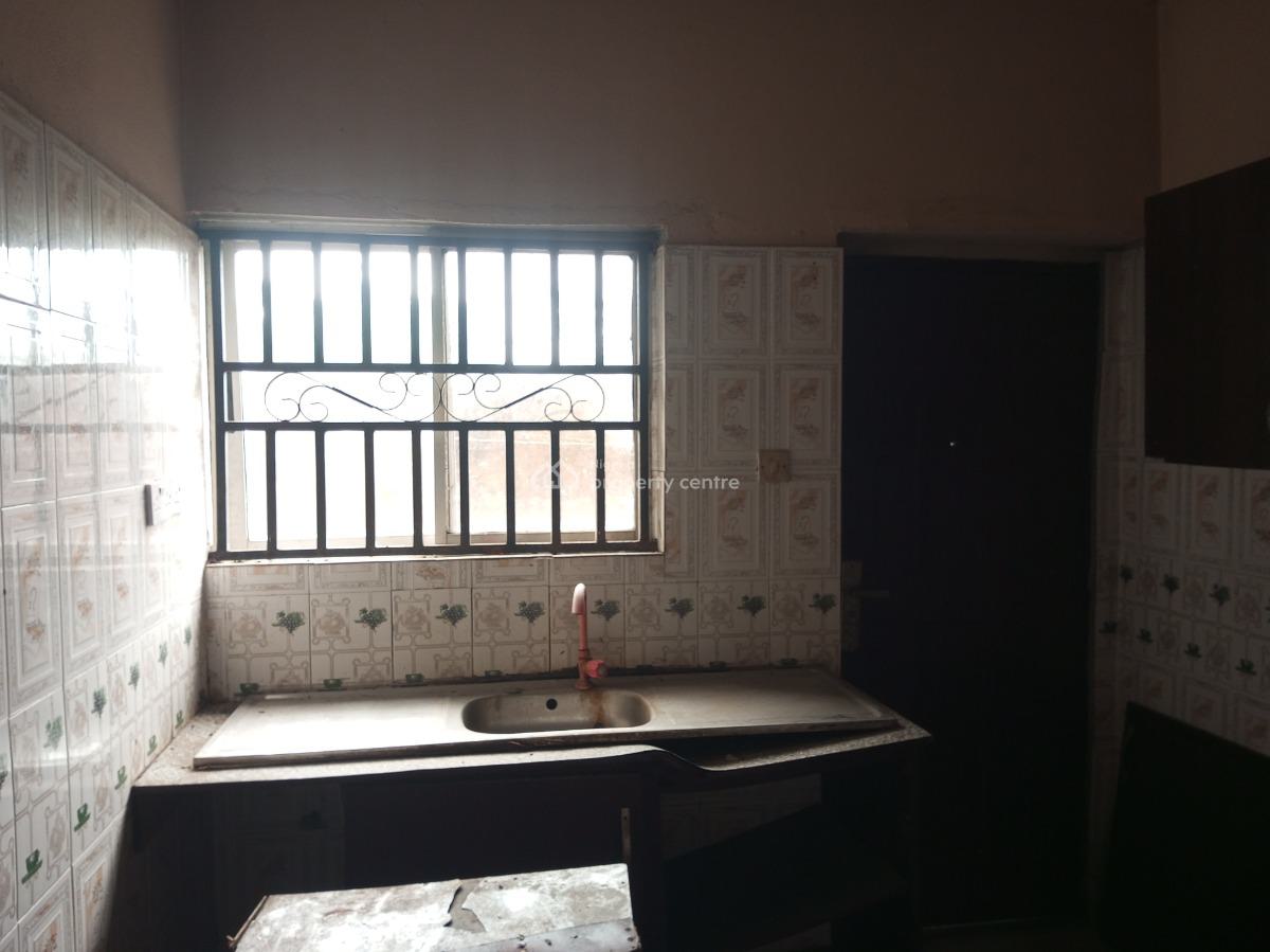 Exotic 2bed Flat in a Secured Estate, Badore, Ajah, Lagos, Flat / Apartment for Rent