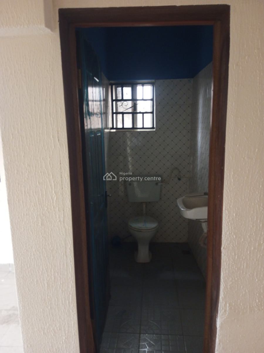 Exotic 2 Bedroom Flat in a Secured Estate, Badore, Ajah, Lagos, Flat / Apartment for Rent