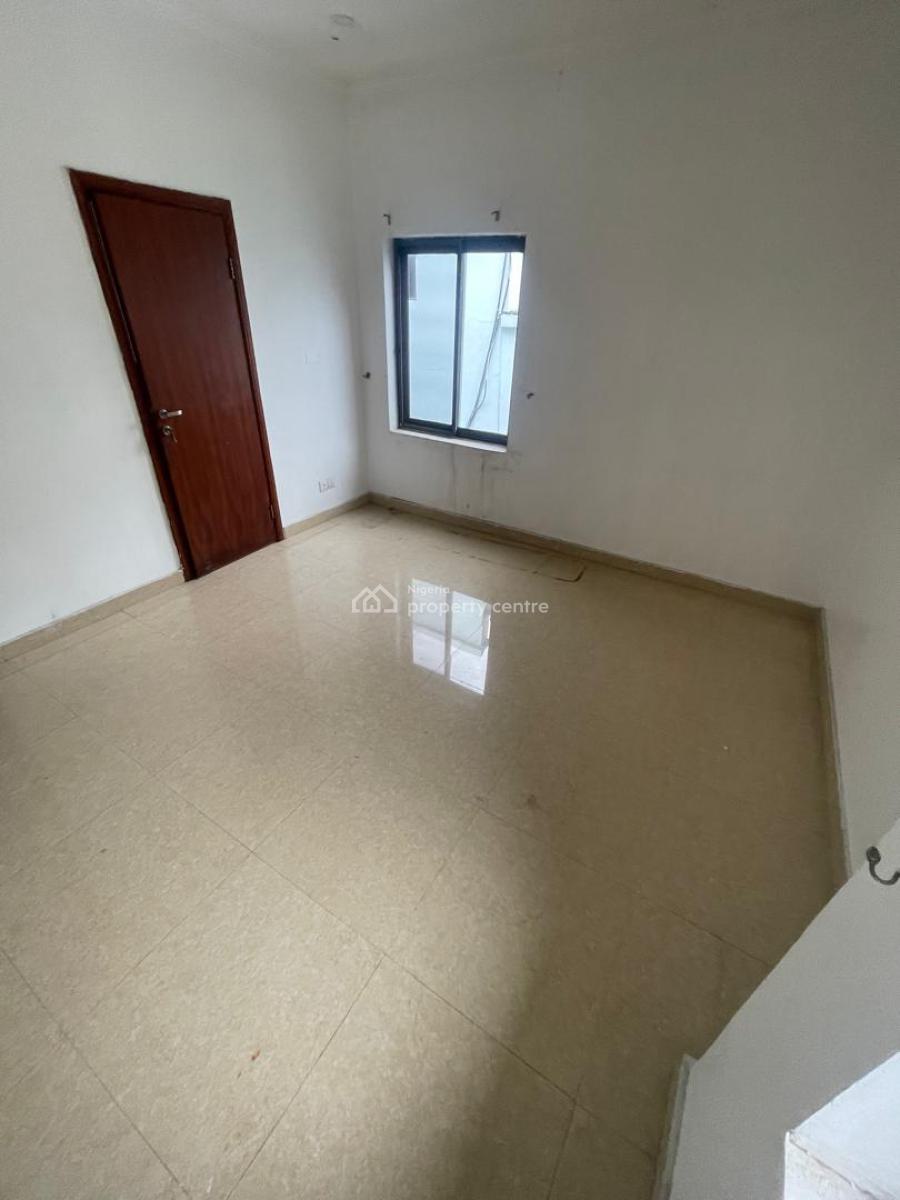 3 Bedrooms Apartment with Bq Price: 13m  Service Charge 800k Legal 10%, Lekki Phase 1, Lekki, Lagos, Flat / Apartment for Rent