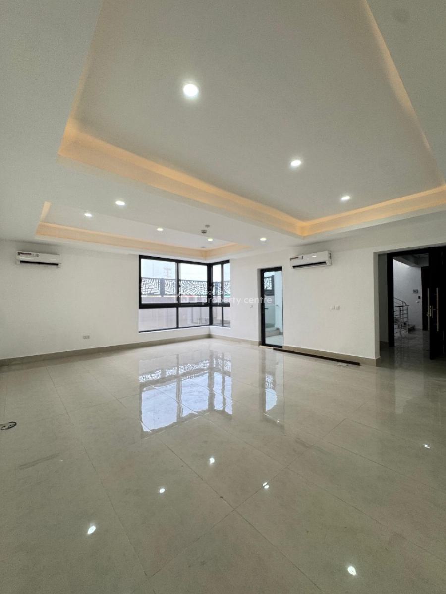 3 Bedroom Apartment with Nice Views O, Lekki Phase 1, Lekki, Lagos, Flat / Apartment for Sale
