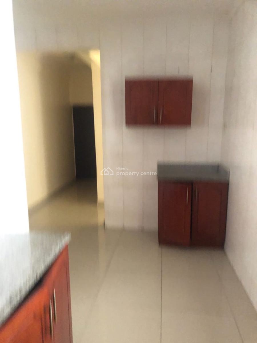 3bedroom Apartment, Milverton Estate, Osapa, Lekki, Lagos, Flat / Apartment for Rent