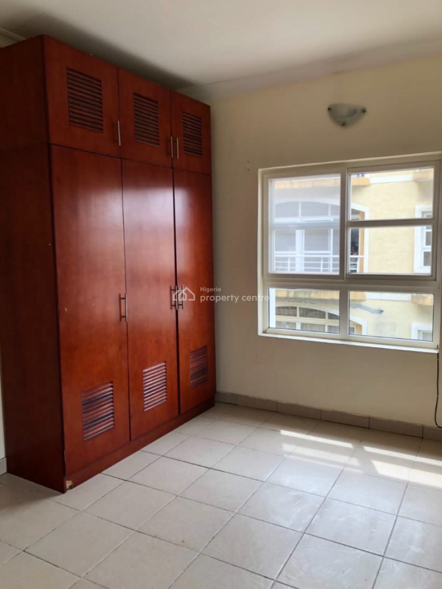 3bedroom Apartment, Milverton Estate, Osapa, Lekki, Lagos, Flat / Apartment for Rent