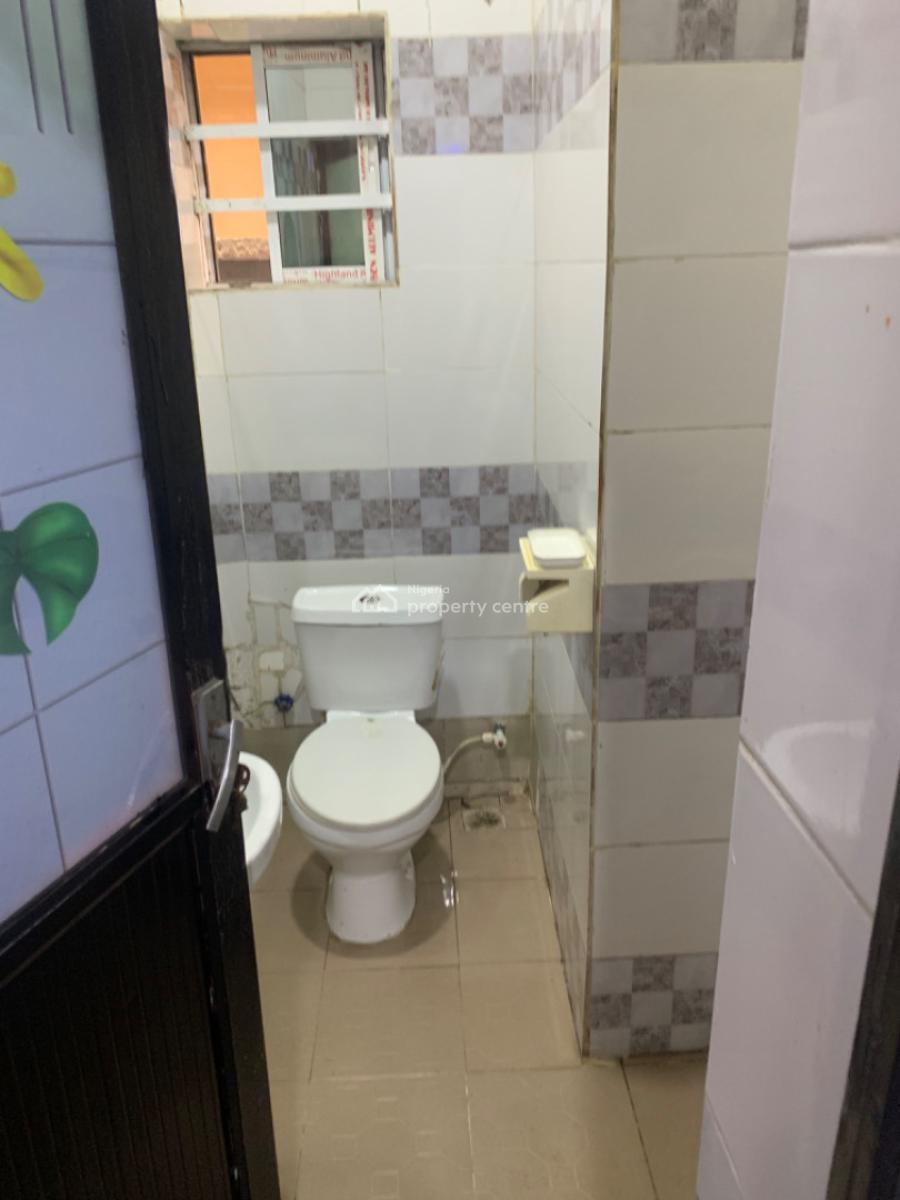 Luxury Mini Flat, Olowora, Magodo, Lagos, Mini Flat (room and Parlour) for Rent
