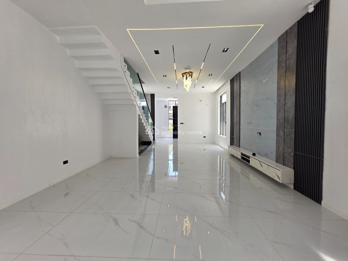 Strategically Located Luxury 5 Bedroom Detached Duplex with Cimema, Chevron, Lekki, Lagos, Detached Duplex for Sale