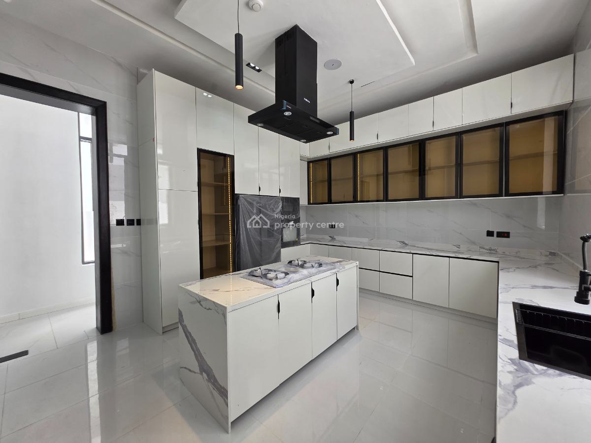 Strategically Located Luxury 5 Bedroom Detached Duplex with Cimema, Chevron, Lekki, Lagos, Detached Duplex for Sale