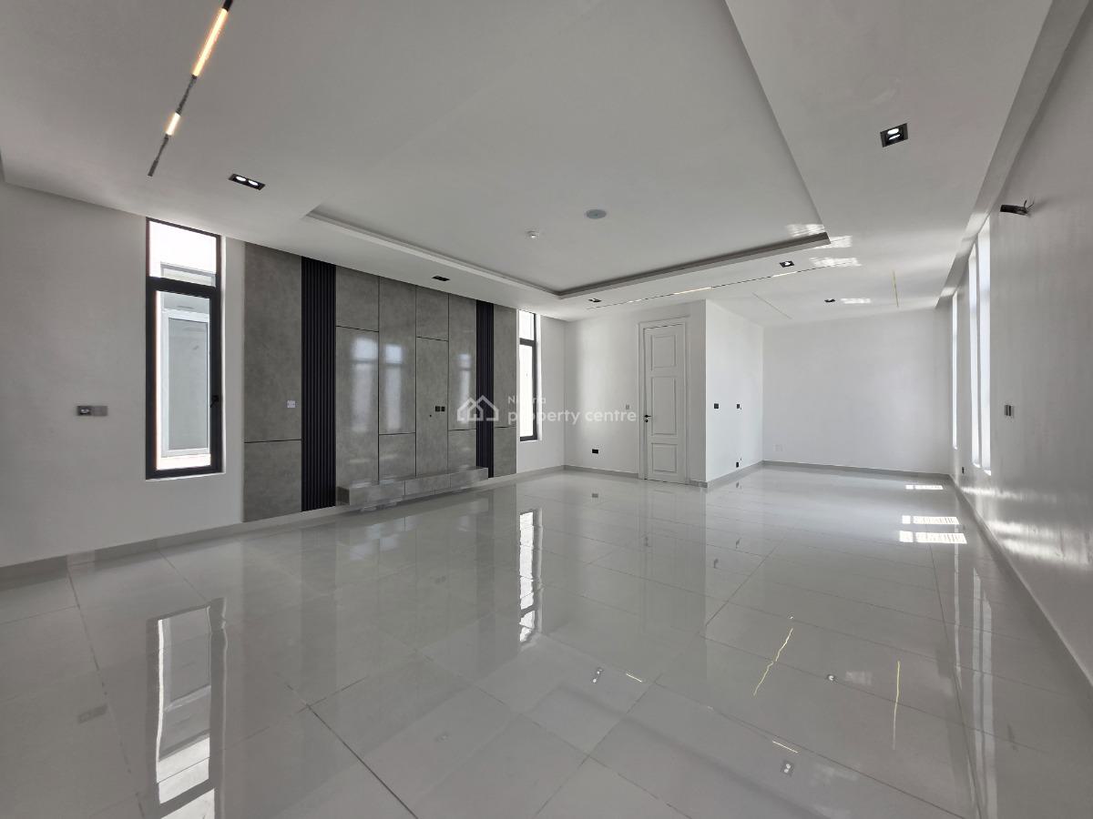 Strategically Located Luxury 5 Bedroom Detached Duplex with Cimema, Chevron, Lekki, Lagos, Detached Duplex for Sale