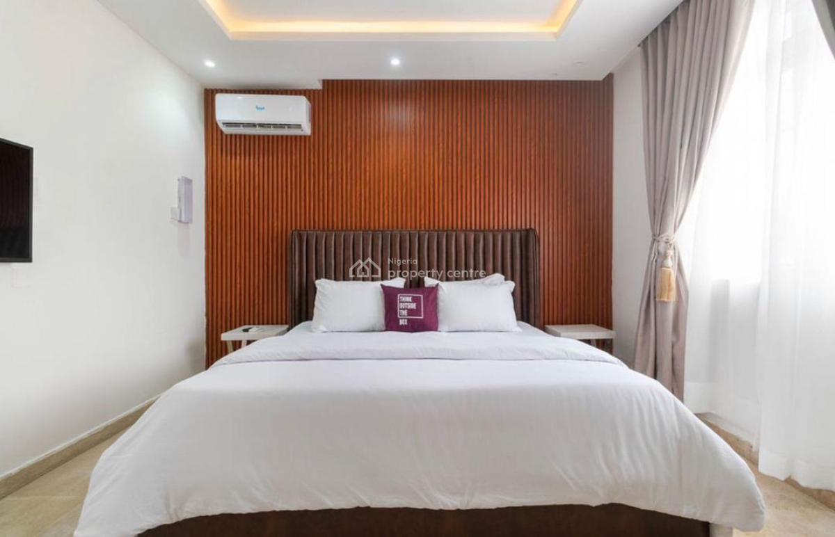 3 Bedroom Apartment with Sea View and Pool, Lekki Phase 1, Lekki, Lagos, Flat / Apartment Short Let