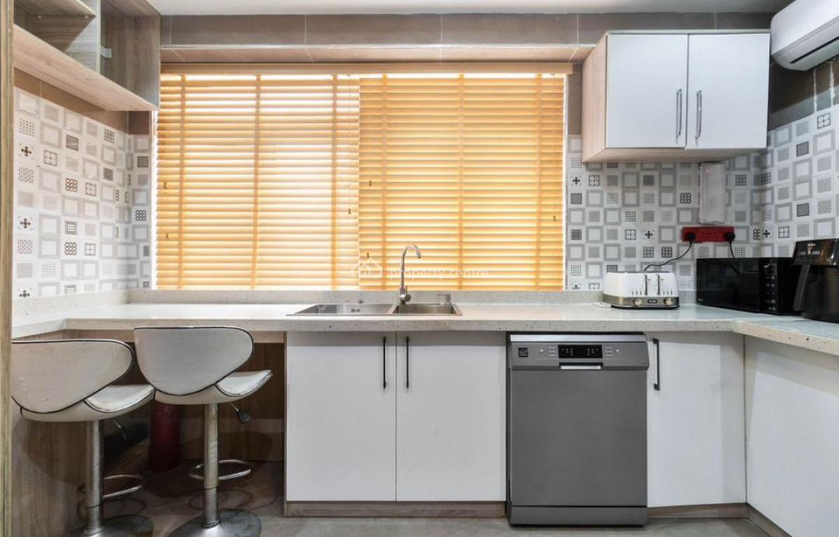 3 Bedroom Apartment with Sea View and Pool, Lekki Phase 1, Lekki, Lagos, Flat / Apartment Short Let