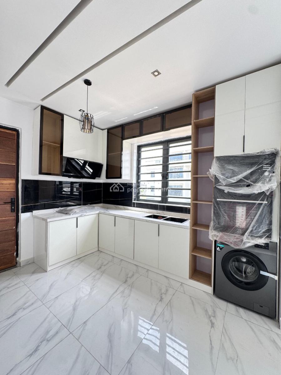 Stunning 2 Bedroom Apartment with a Gym Pool and Elevator, Ikate, Lekki, Lagos, Flat / Apartment for Sale