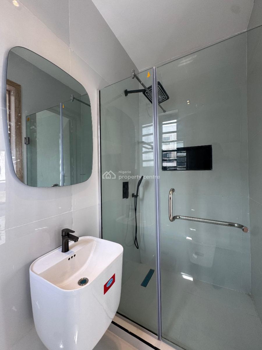 Stunning 2 Bedroom Apartment with a Gym Pool and Elevator, Ikate, Lekki, Lagos, Flat / Apartment for Sale