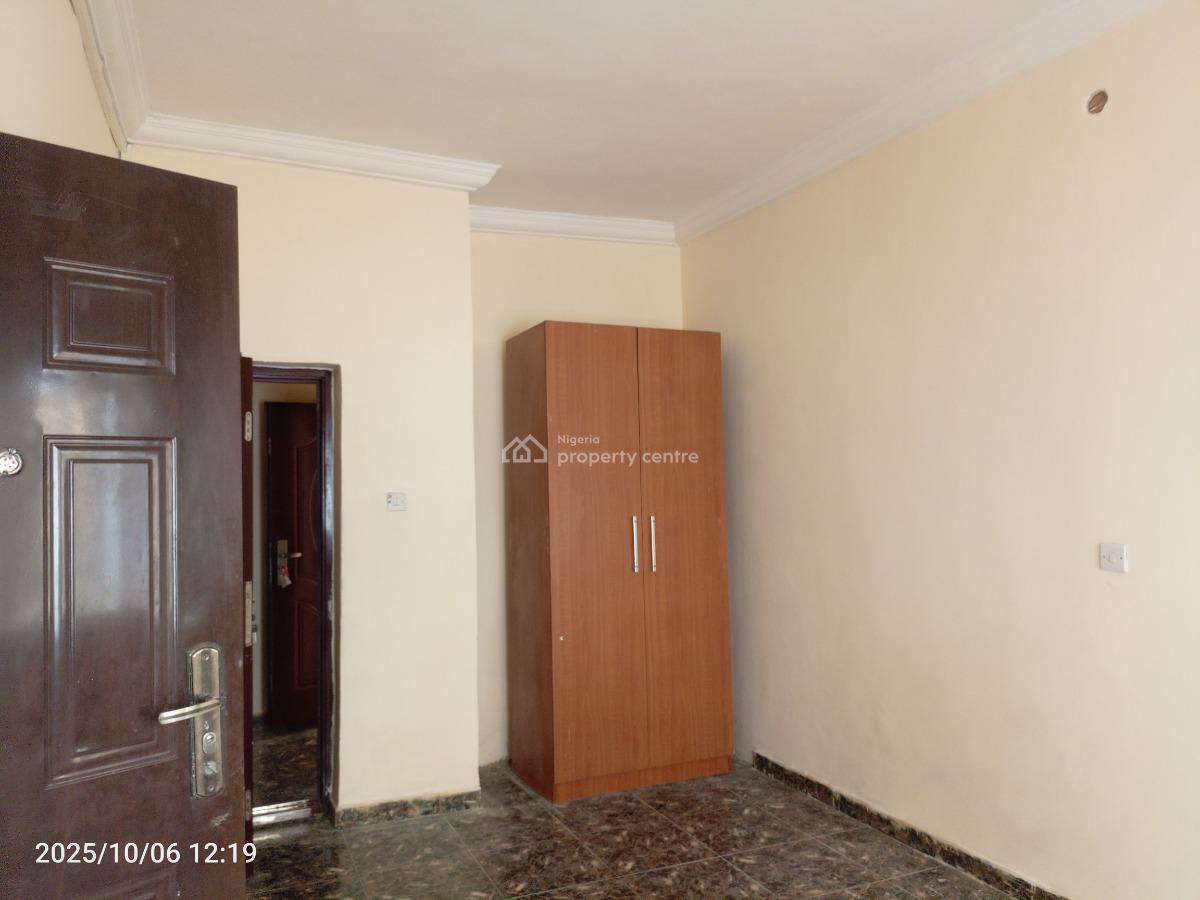 2 Bedroom Spacious Flat, Lekki Scheme 2, Off Ogombo Road, Lekki Phase 2, Lekki, Lagos, Flat / Apartment for Rent