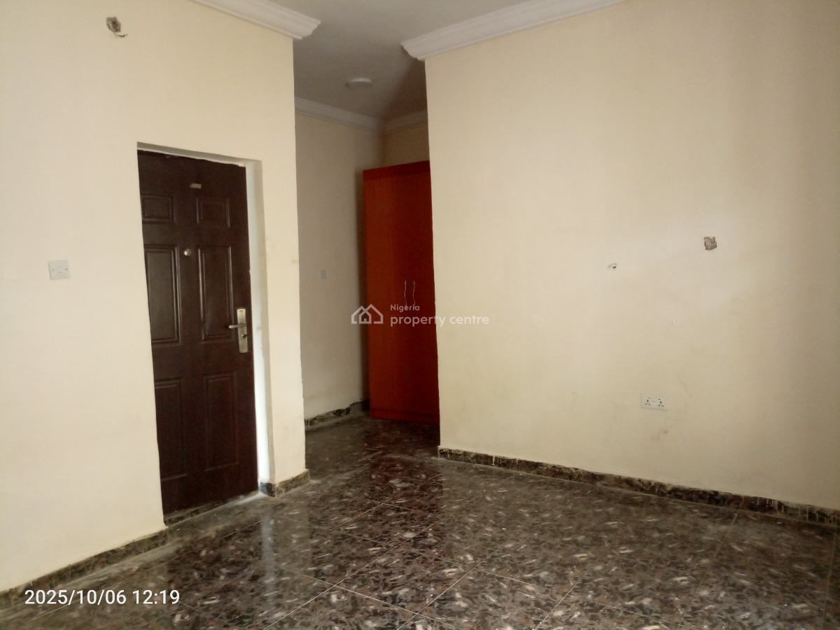 2 Bedroom Spacious Flat, Lekki Scheme 2, Off Ogombo Road, Lekki Phase 2, Lekki, Lagos, Flat / Apartment for Rent