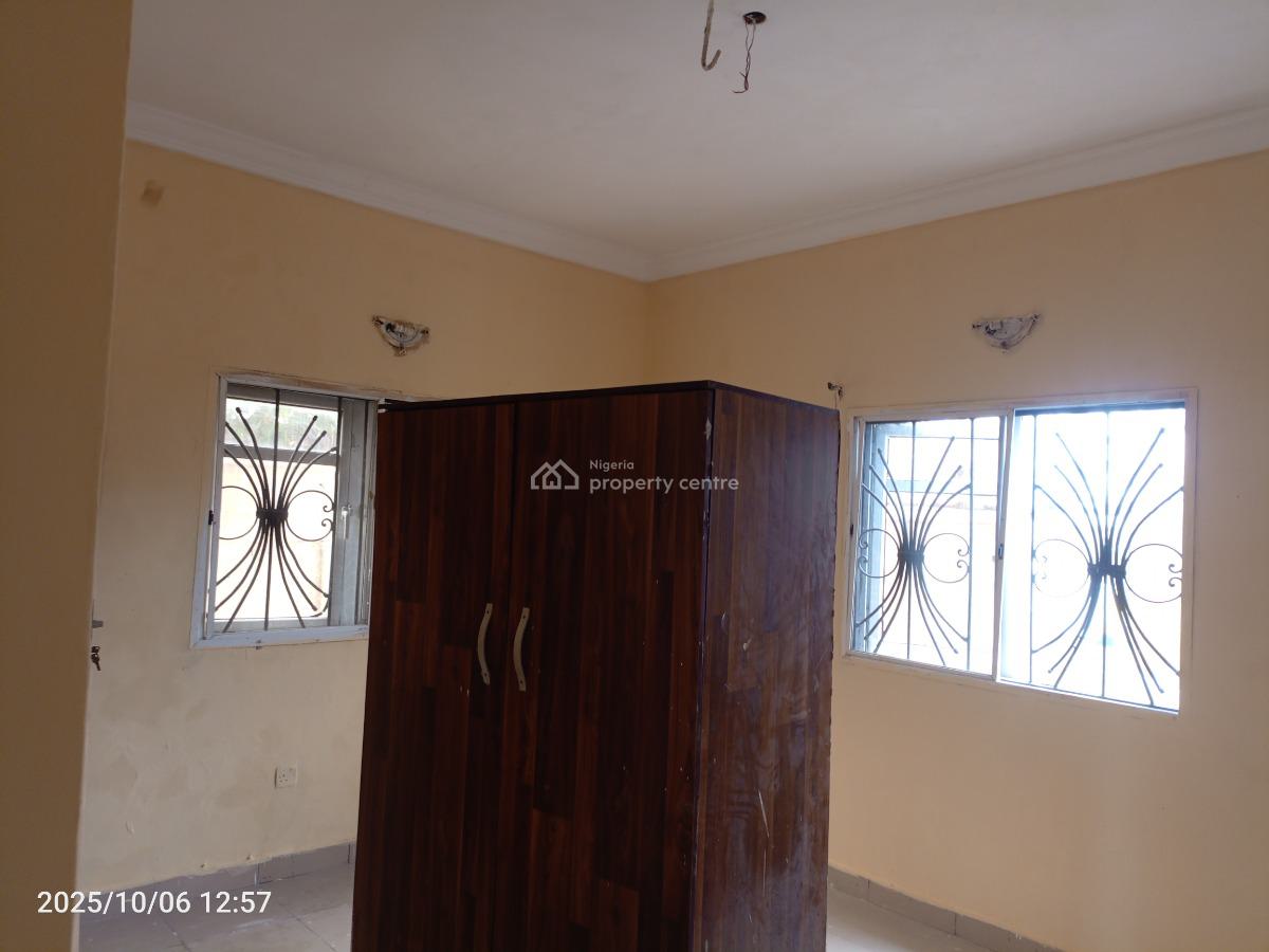 3 Bedroom Spacious Flat, Alaguntan Off Mobil Road, Ilaje, Ajah, Lagos, Flat / Apartment for Rent
