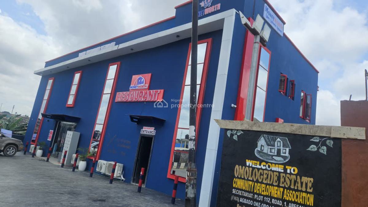 Functioning Supermarket, Alimosho, Lagos, Plaza / Complex / Mall for Rent