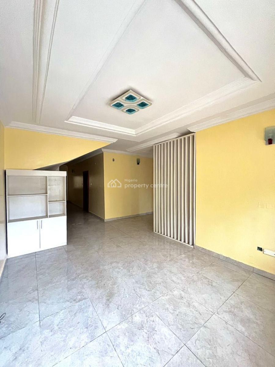 Modern and Spacious 3 Bedroom Terrace Duplex Plus Bq, Phase 1, Lekki, Lagos, Terraced Duplex for Rent