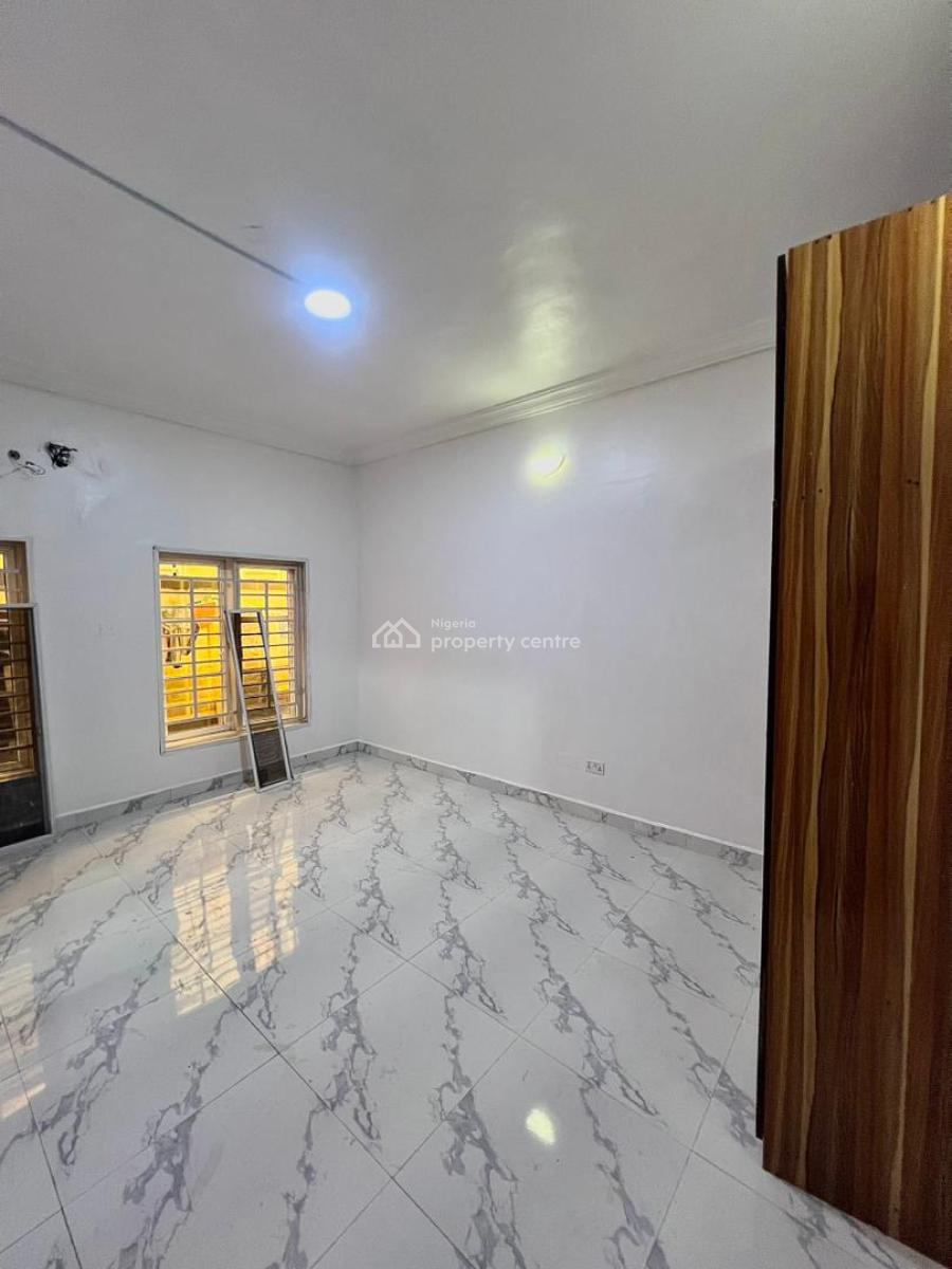 Modern and Spacious Comfortable 2 Bedroom Apartment, Phase 1, Lekki, Lagos, House for Rent