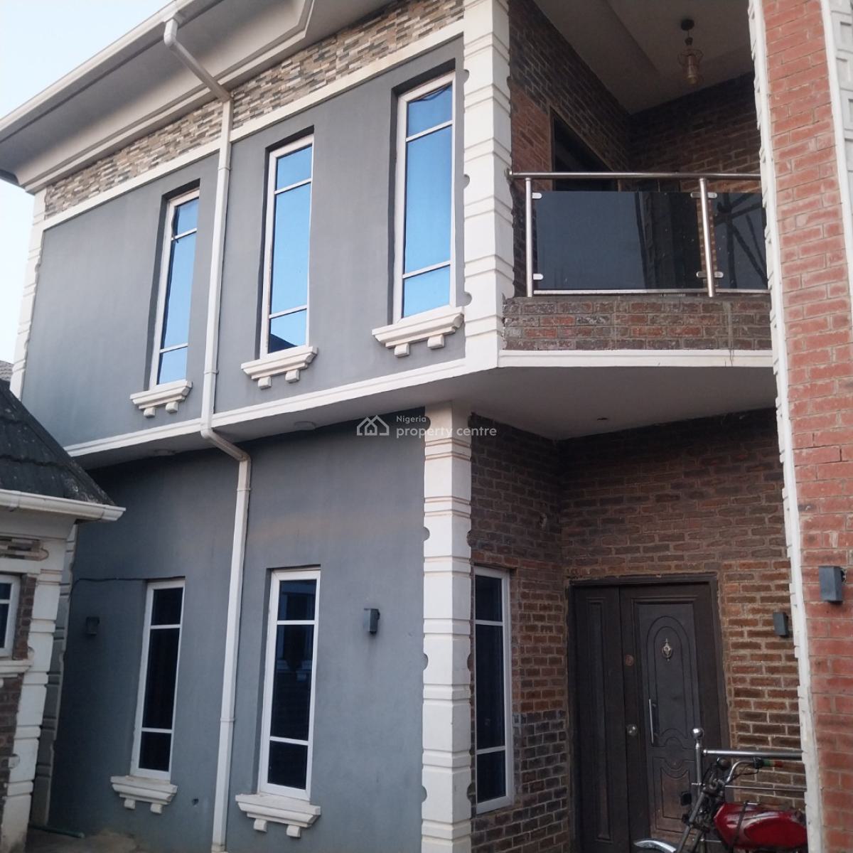 Nice 3bedroom  Duplex  All Rm All Ensuite  with  3people in Compound, Ibasha Est Magboro, Magboro, Ogun, Semi-detached Duplex for Rent