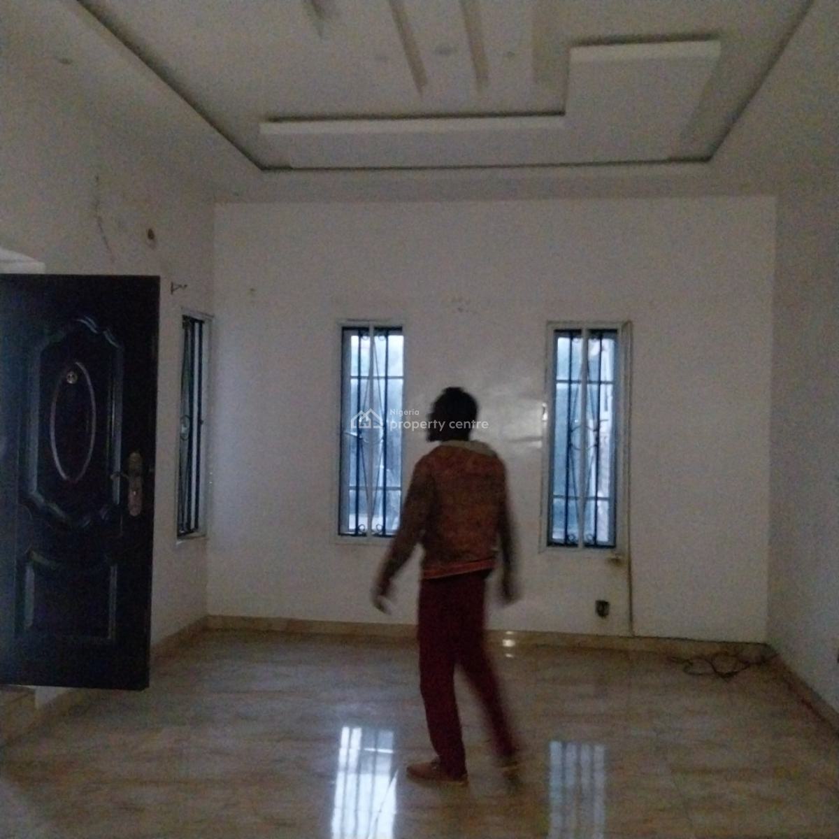Nice 3bedroom  Duplex  All Rm All Ensuite  with  3people in Compound, Ibasha Est Magboro, Magboro, Ogun, Semi-detached Duplex for Rent