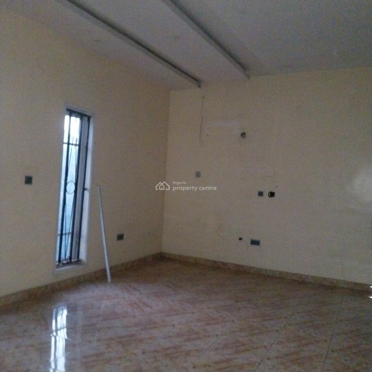 Nice 3bedroom  Duplex  All Rm All Ensuite  with  3people in Compound, Ibasha Est Magboro, Magboro, Ogun, Semi-detached Duplex for Rent