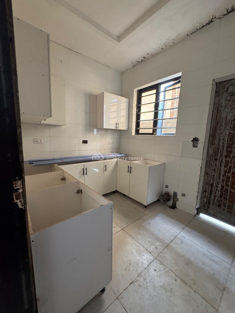 4 Bedrooms Semi Detached Duplex, Ikota Gra, Ikota, Lekki, Lagos, Semi-detached Duplex for Sale
