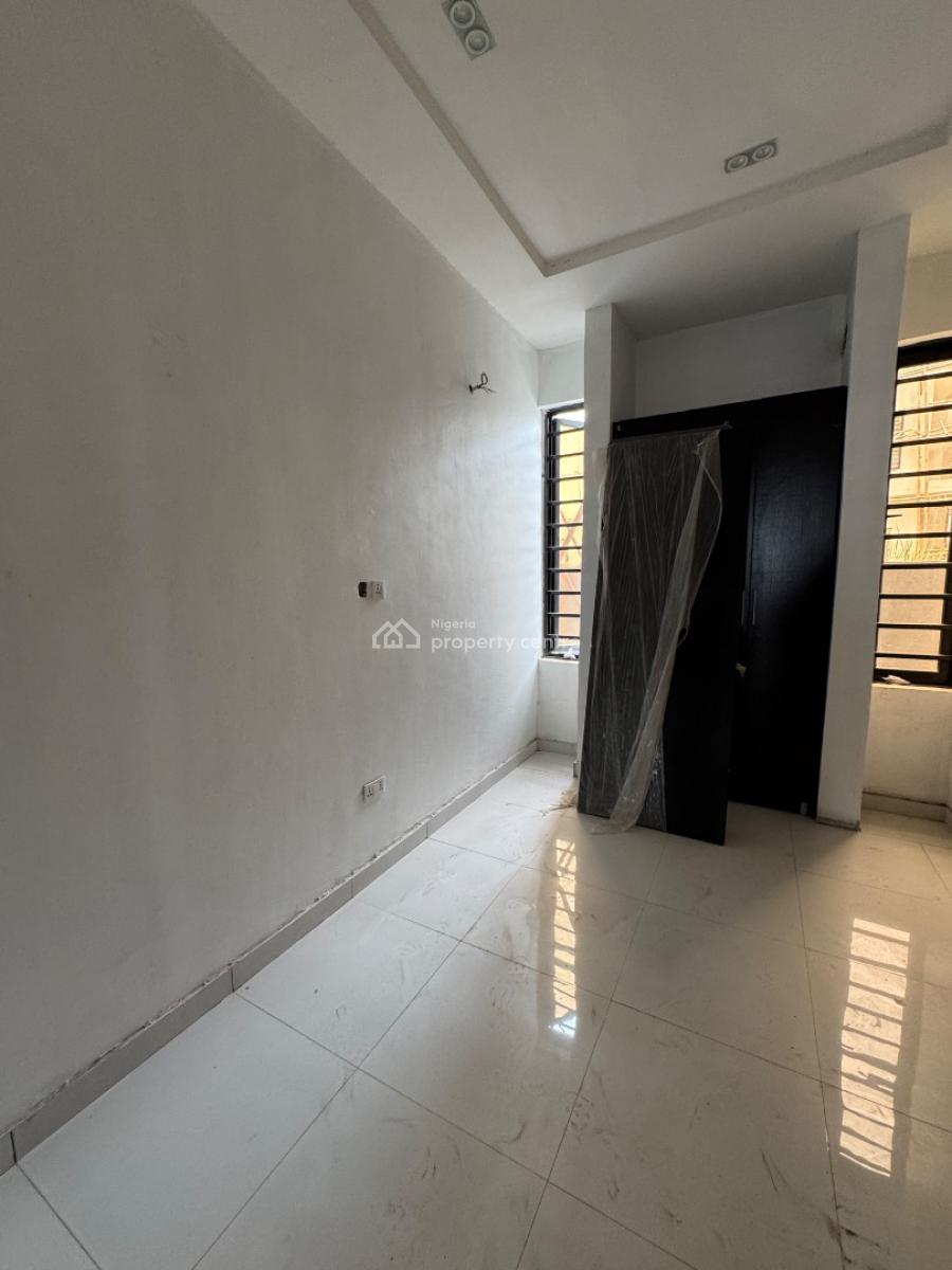 4 Bedrooms Semi Detached Duplex, Ikota Gra, Ikota, Lekki, Lagos, Semi-detached Duplex for Sale